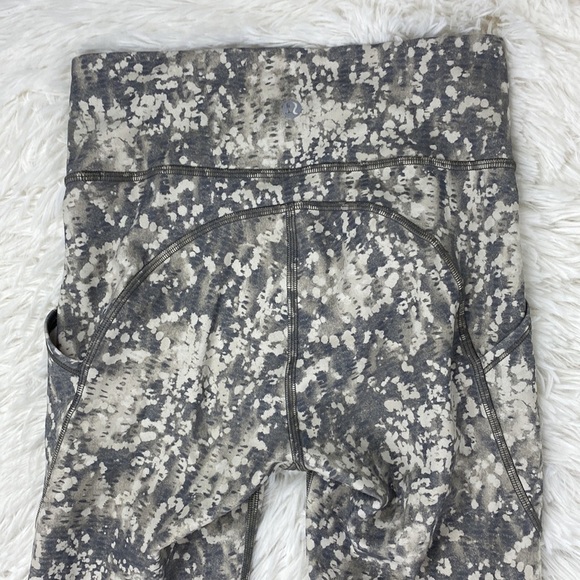 Lululemon Invigorate High-Rise Crop 23" Gritstone White Opal Multi - Picture 7 of 8